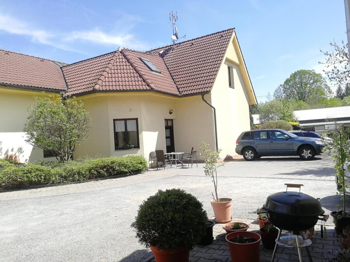 Penzion Hurka Pardubice Exterior photo